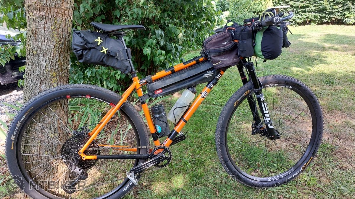 Ako sa balia cyklisti na 1900 km prejazd karpatského oblúka