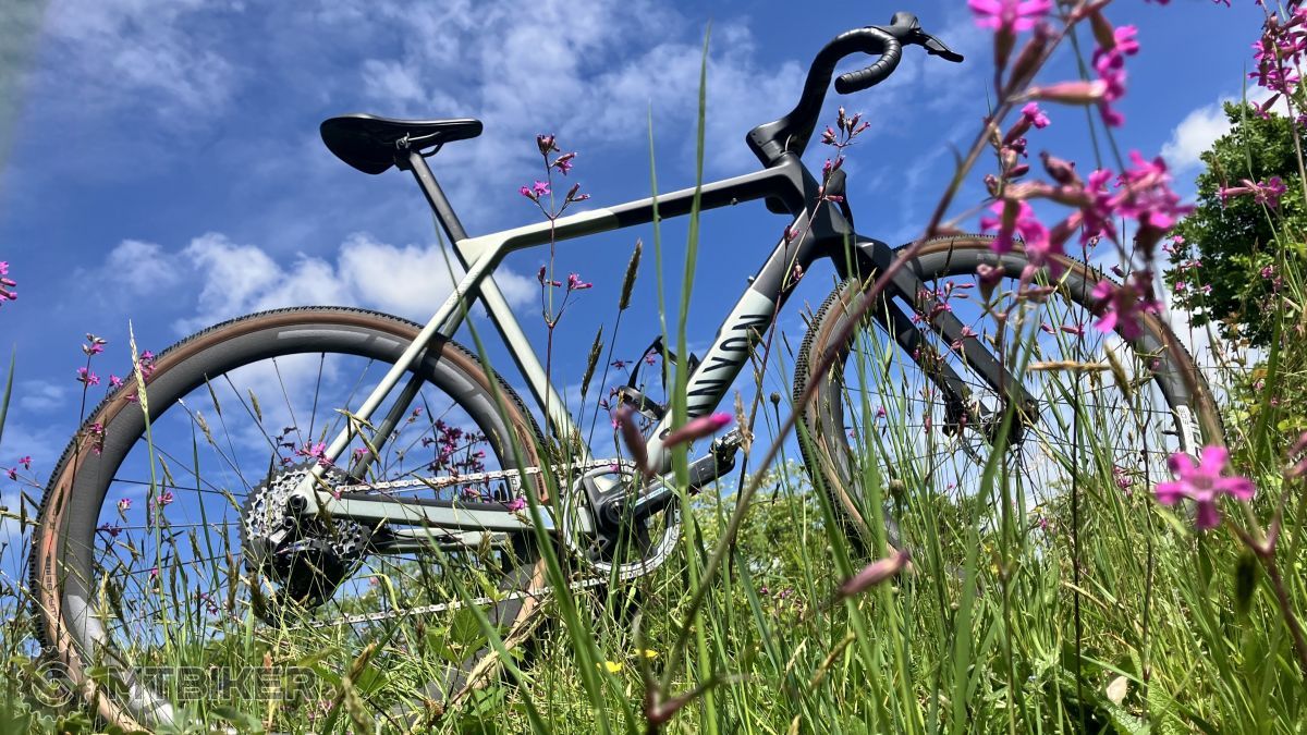 Canyon Grail CF SLX 8 AXS