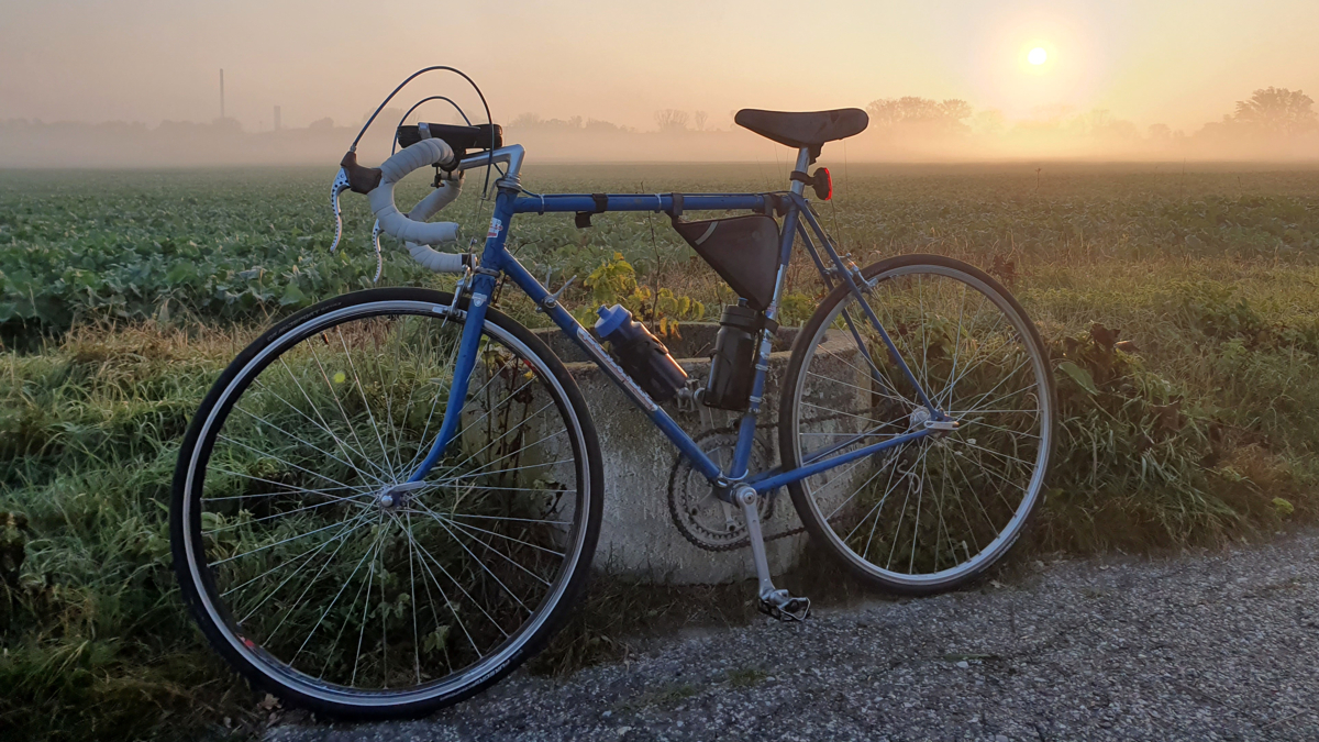 Favorit – prvý stroj, ktorý to dotiahol aspoň do 200 km. Michal Dobiš, bicykel Favorit