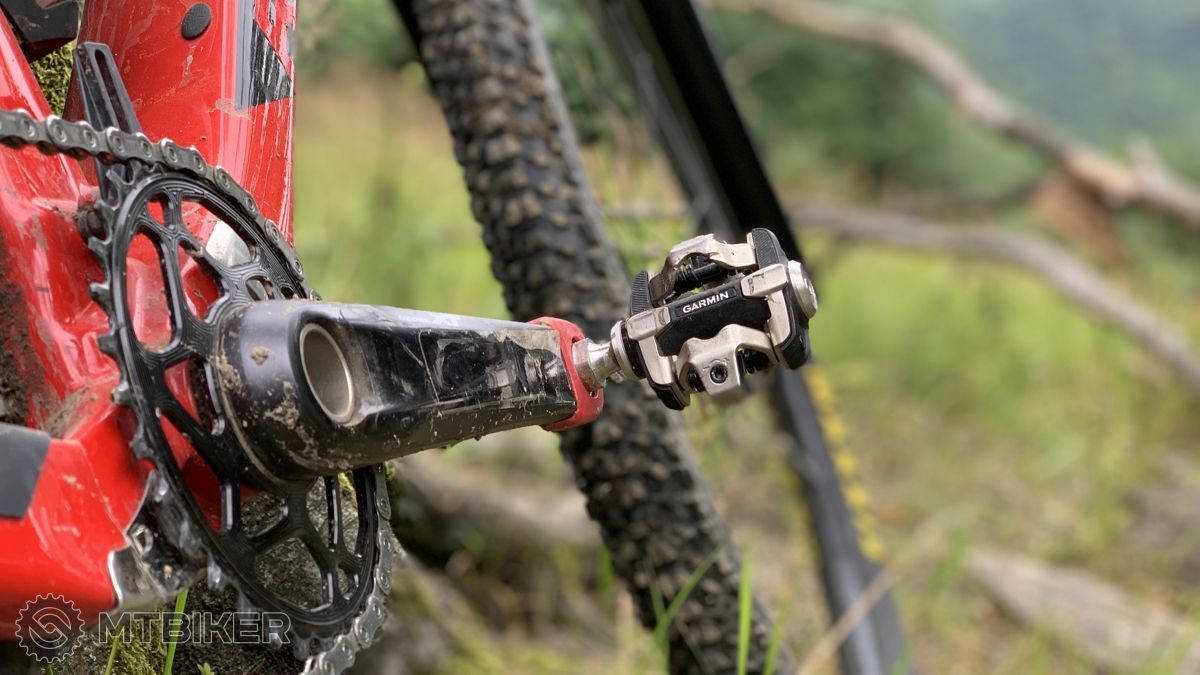 Garmin XC 200, robustný a overený konkurent. FAVERO ELECTRONICS Assioma PRO MX-2