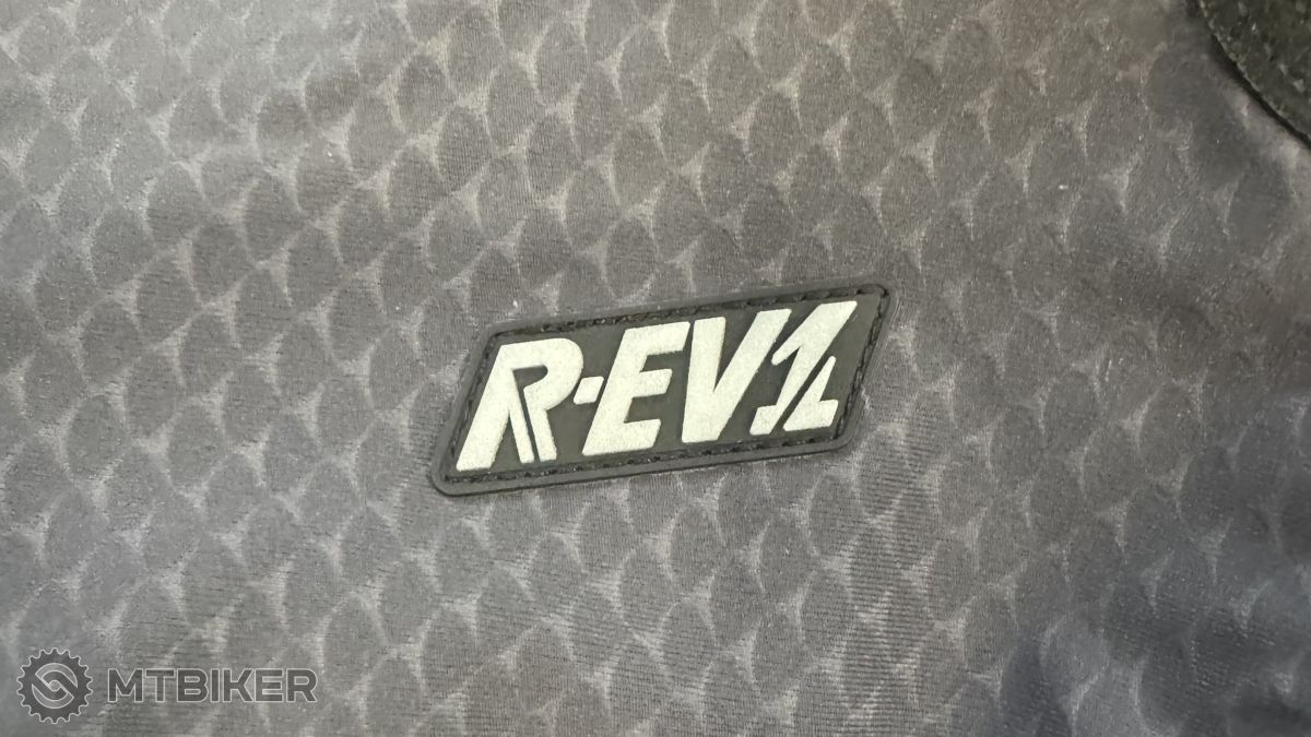 Alé R-EV1 Voltage
