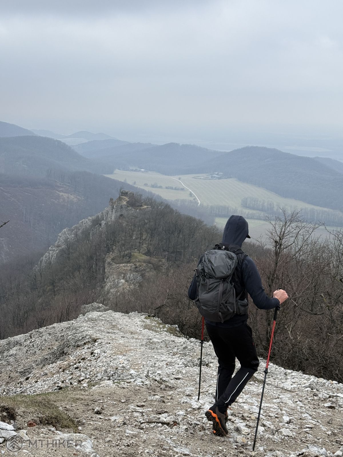 La Sportiva Aequilibrium Trek GTX