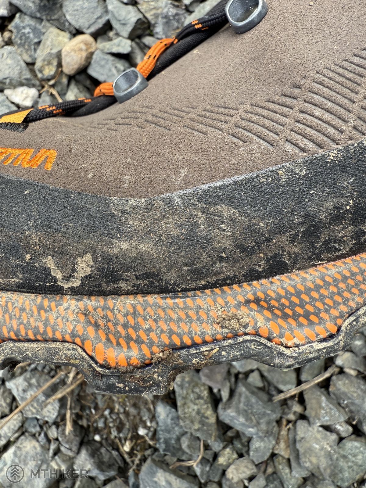 La Sportiva Aequilibrium Trek GTX