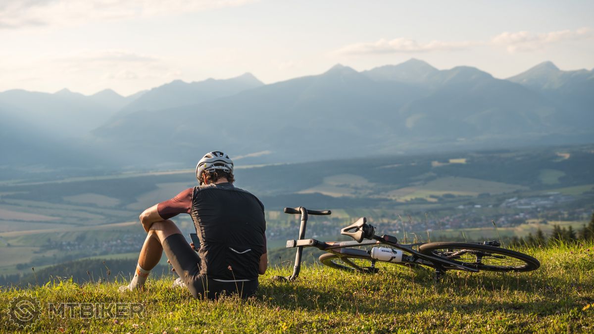 Liptov a Západné Tatry ako na dlani. Liptov, Západné Tatry, Čierny Váh