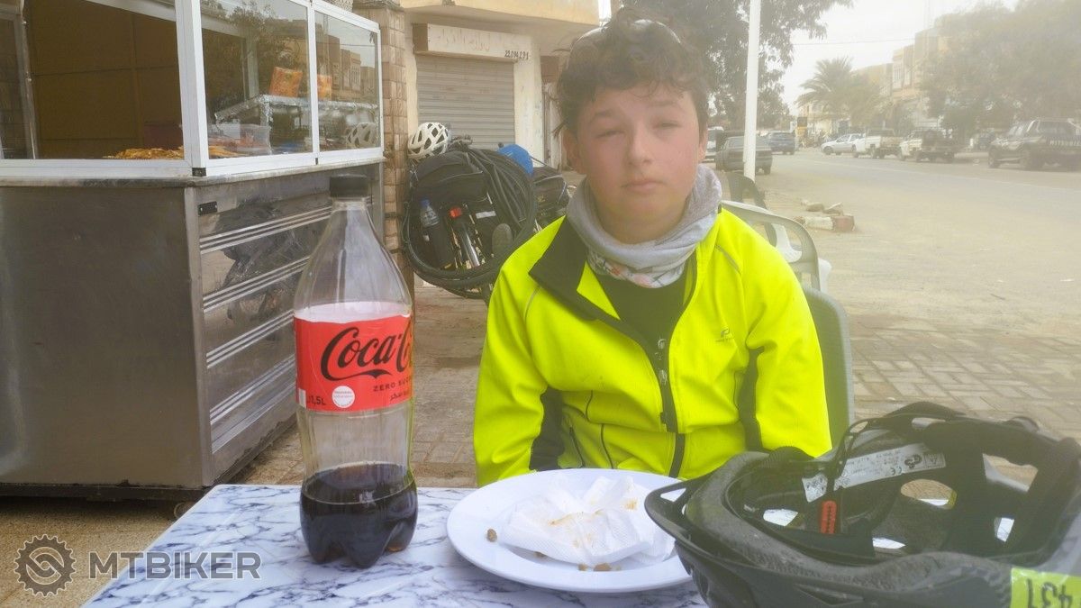 sahara, bajkom naprieč saharou, výlet, bikepacking cez tunis, tunis