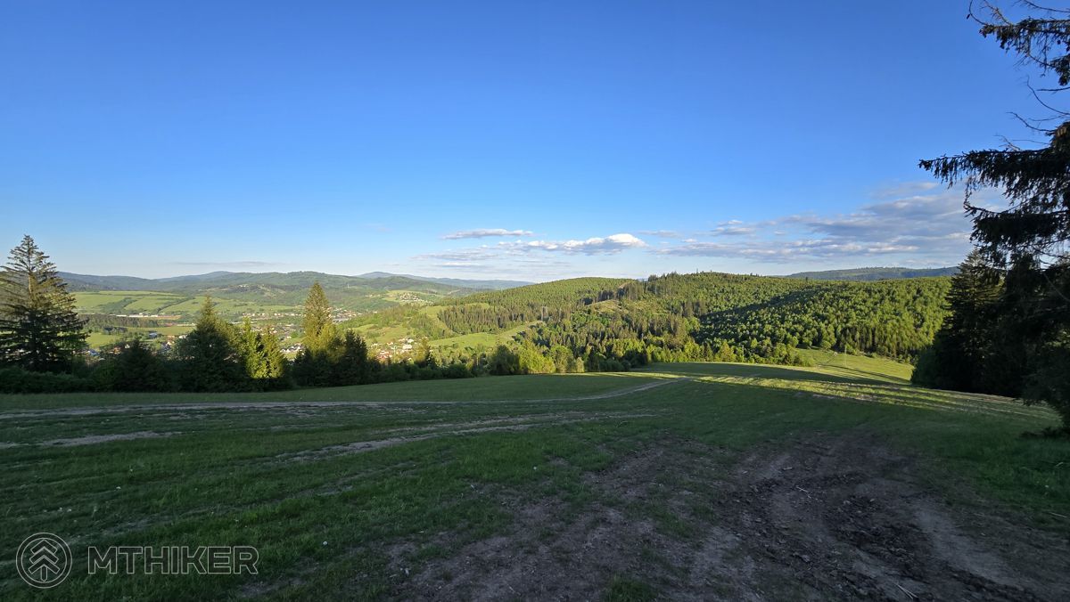 Posledné klesanie lúkou nad Rakovou posledné klesanie lúkou nad Rakovou