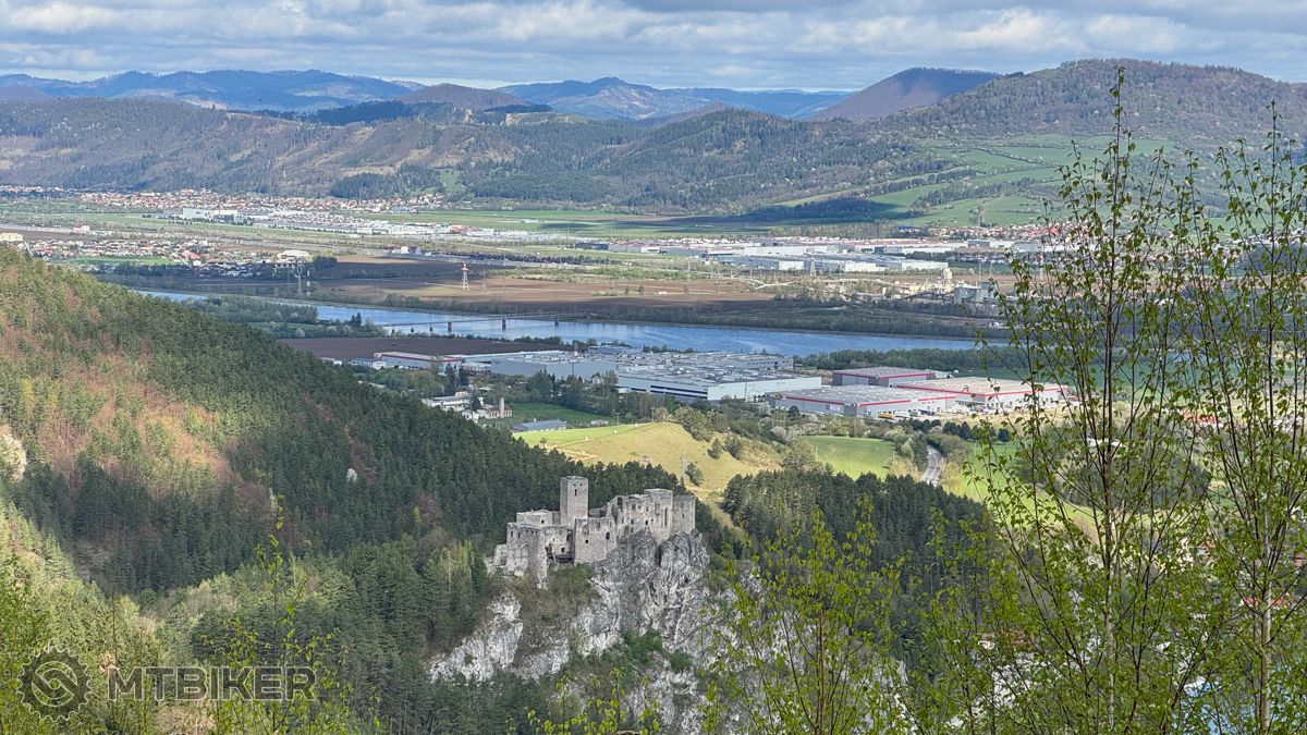 Hrad Strečno