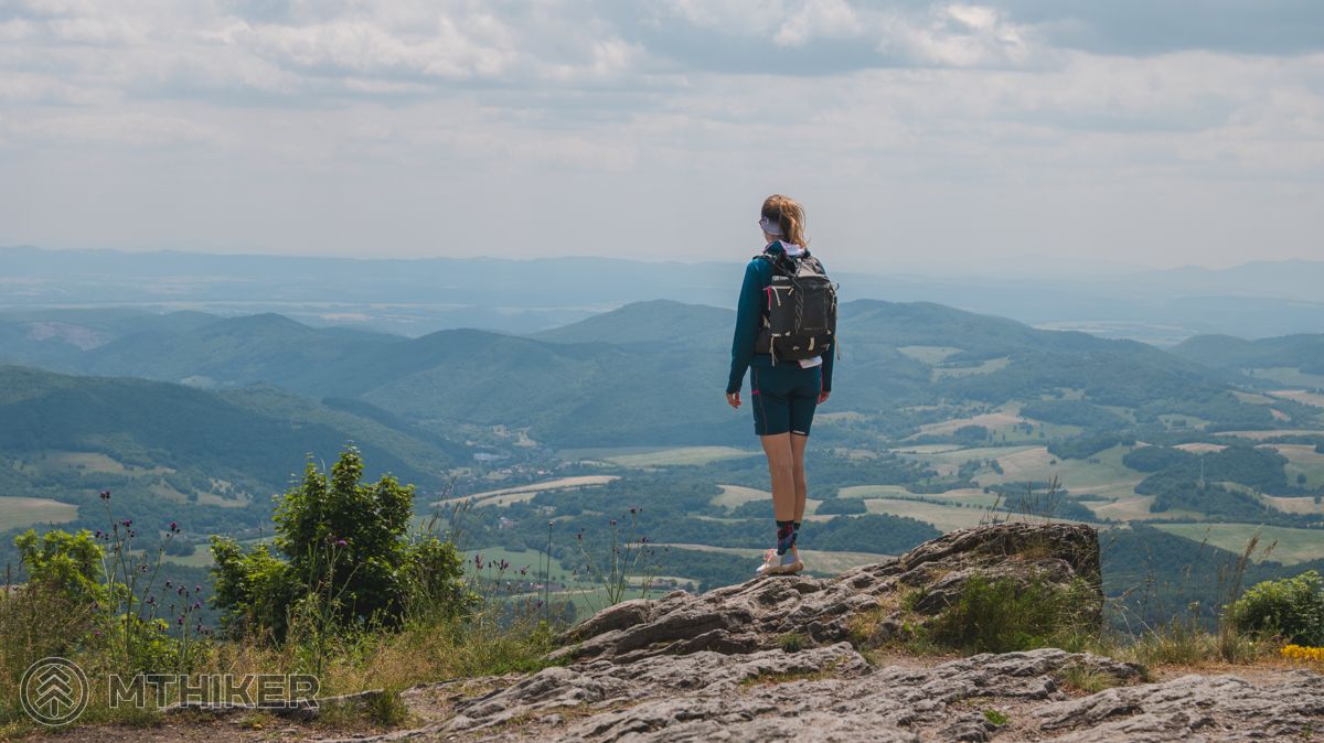 Výhľad zo zrúcaniny hradu Sitno, Štiavnické vrchy, výhľad, stredné Slovensko
