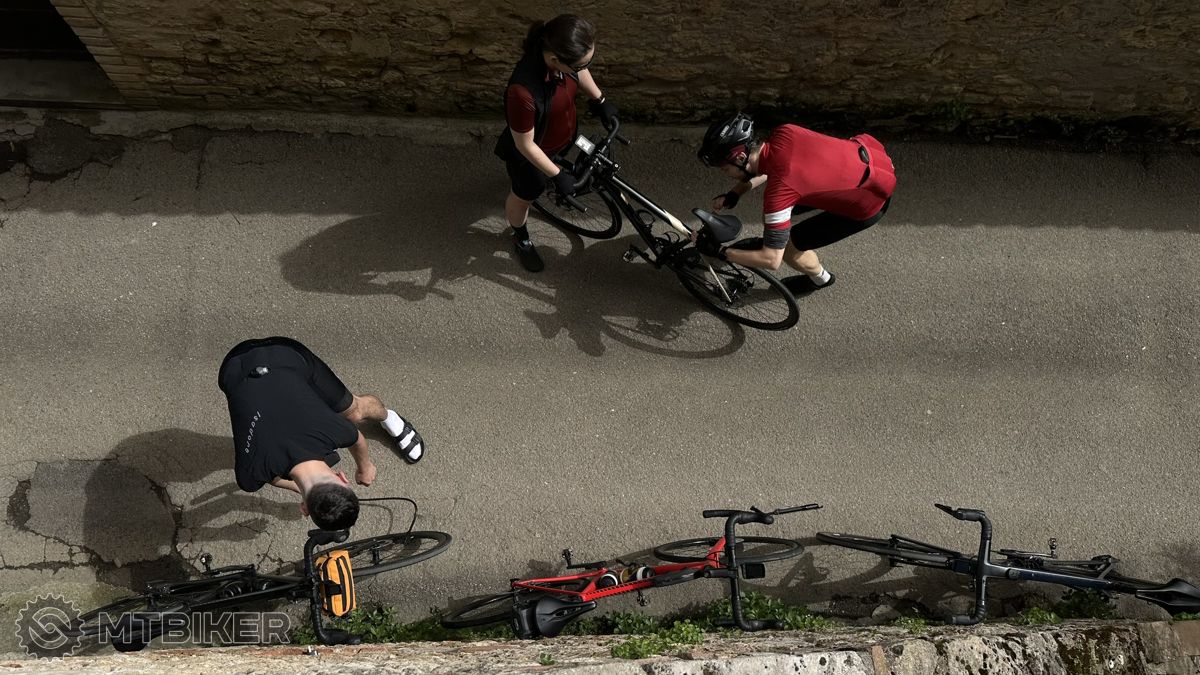 Toskánsko, jarná cyklsitika, výlet, cyklisti