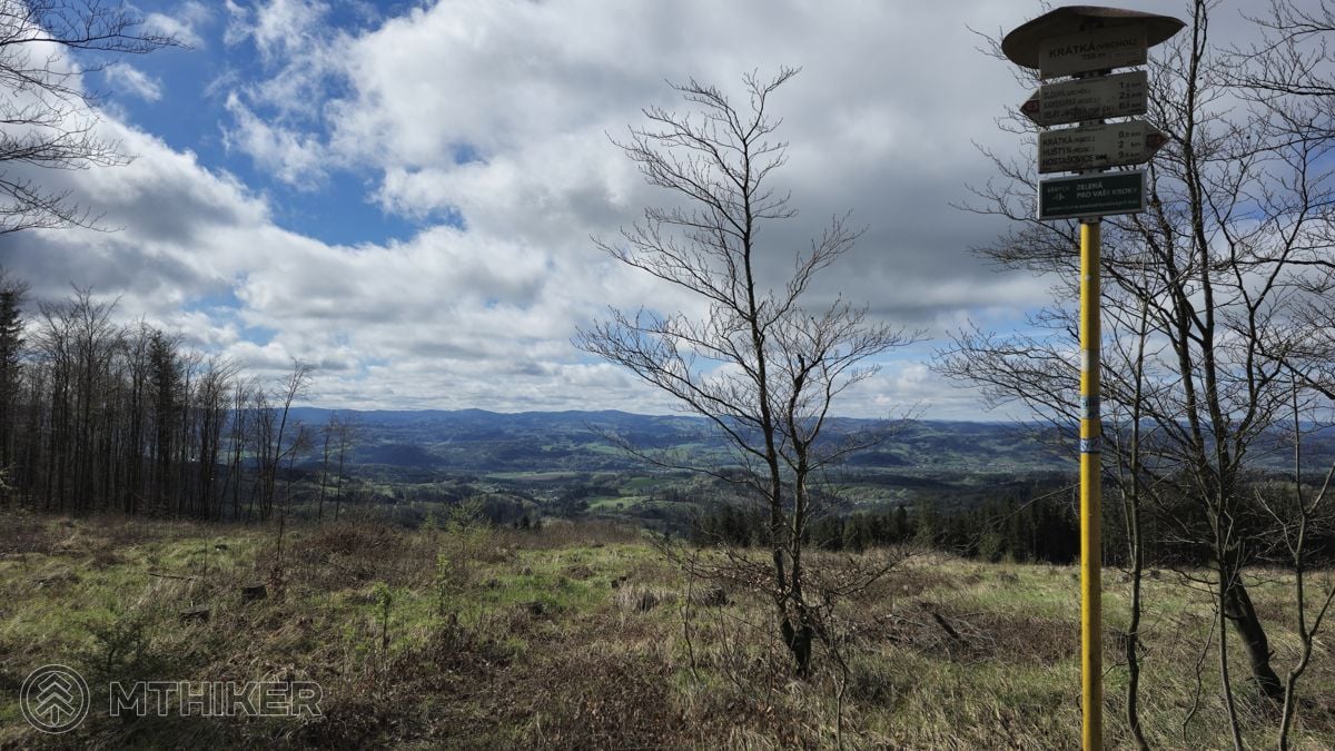 Vrch Krátká Vrch Krátká, turistika, Beskydy